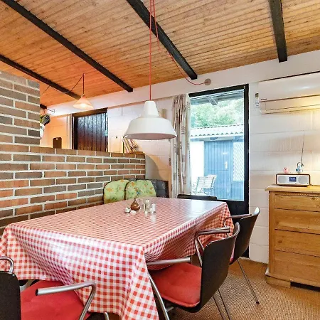 4 Person In Tranek R Holiday home